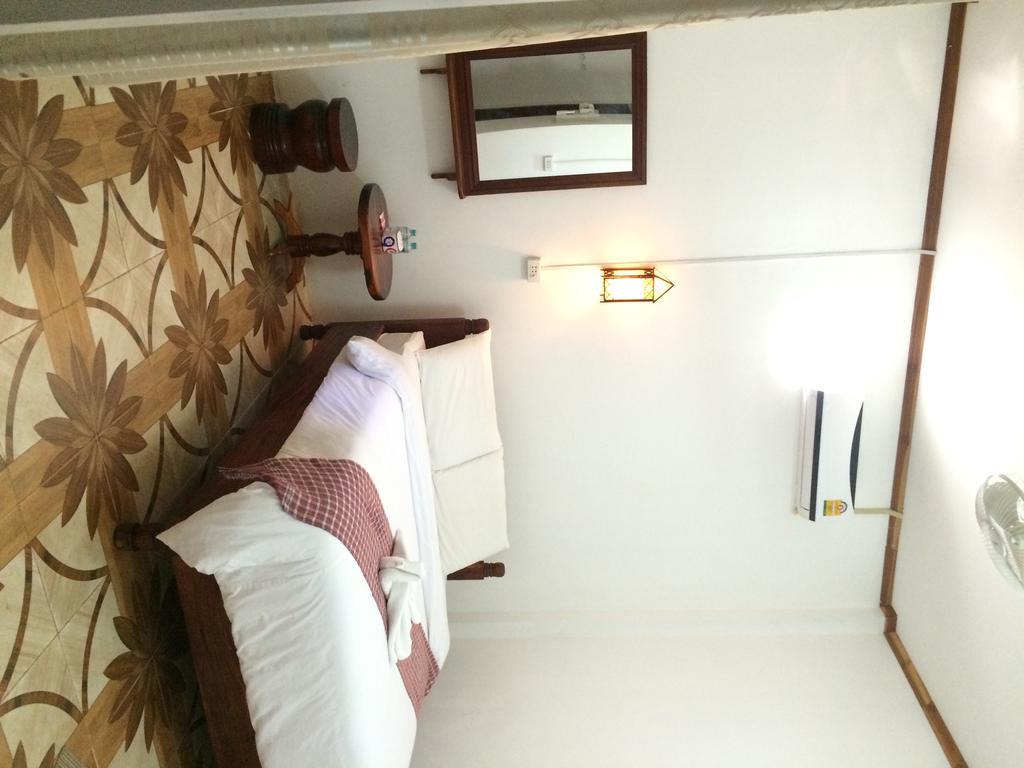 Phonemany Guesthouse Muang Pakbèng Zewnętrze zdjęcie